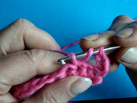 Вязание крючком - Урок 69 Перекрещивающийся столбик 1
