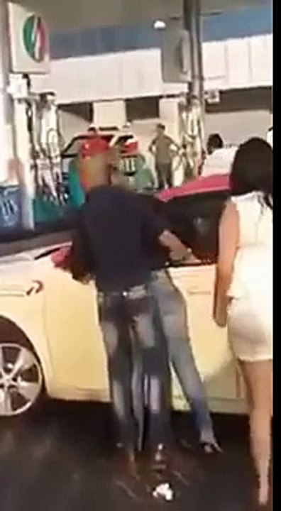 Petrol Station Fight Morocco Girls