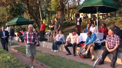 Bakan Şimşek tenis oynadı