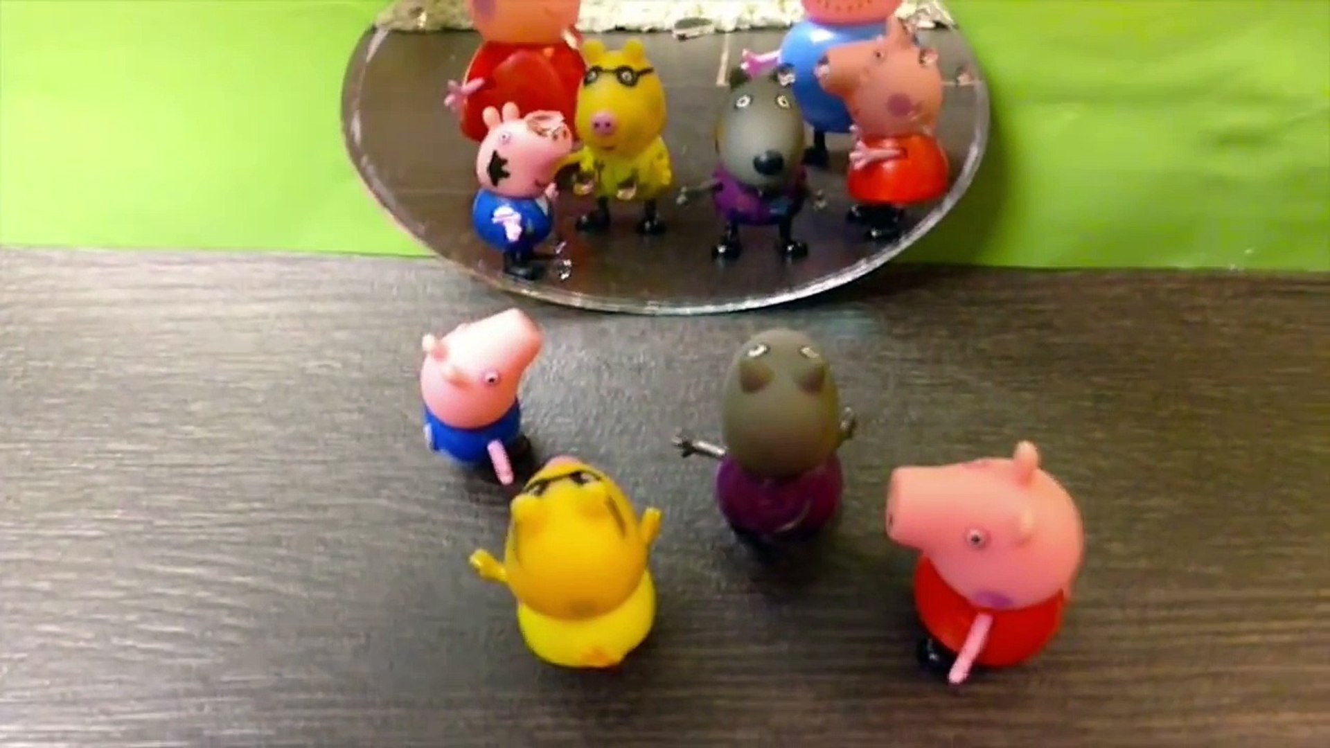 ⁣Свинка Пеппа. Мультик из Игрушек. Новая серия - Зеркала. Peppa Pig. Mirrors.