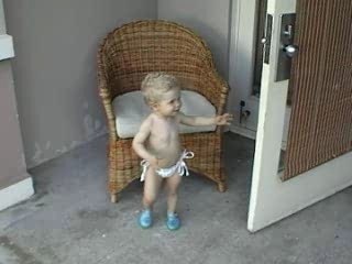 Lucie part à la plage...