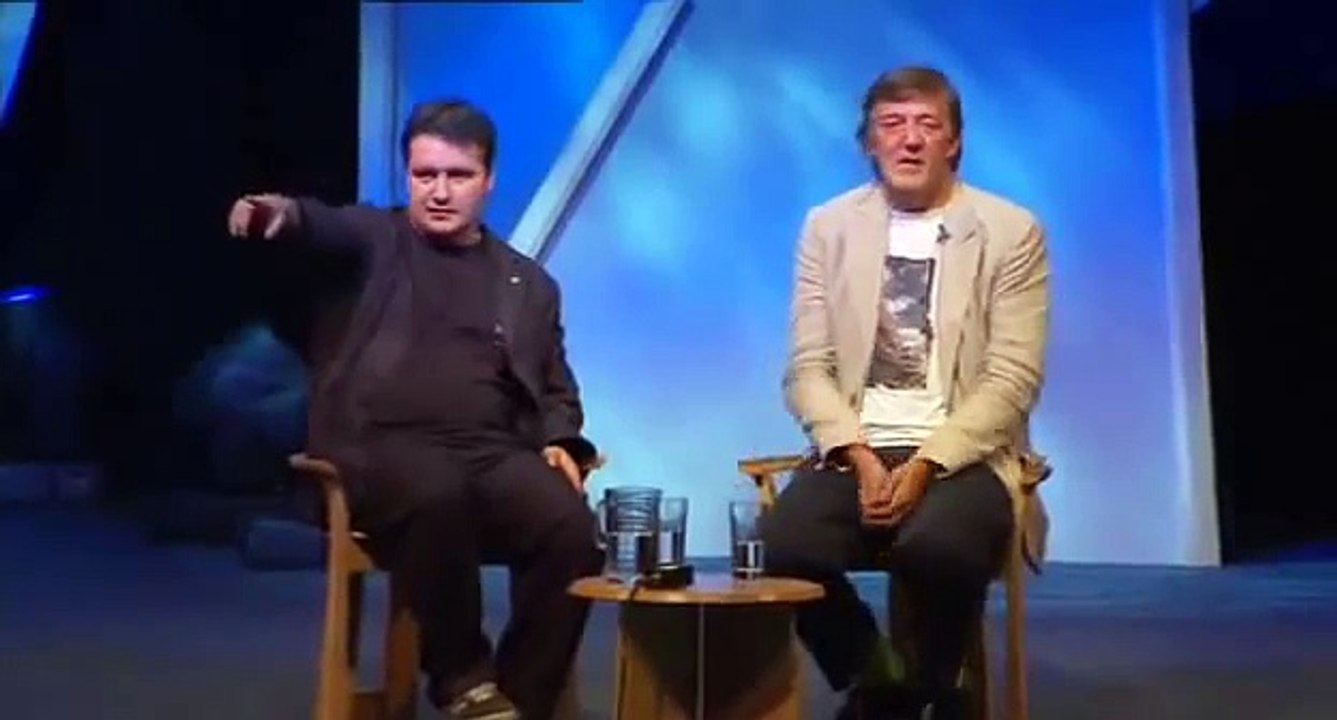 Stephen Fry on American vs British Comedy