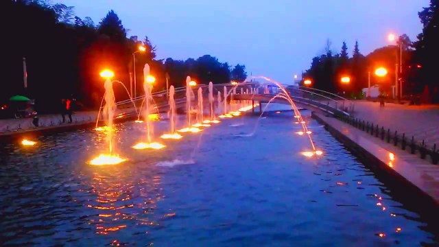 DANCING FOUNTAINS IN BATUMI - ТАНЦУЮЩИЕ ФОНТАНЫ В БАТУМИ