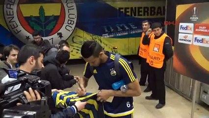 Download Video: Fenerbahçe maç sonu futbolcuların çıkışları