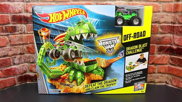 Blaze & The Monster Machines TOYS Take on Monster Jam Off-Road Dragon Blast Challenge + Disney Cars