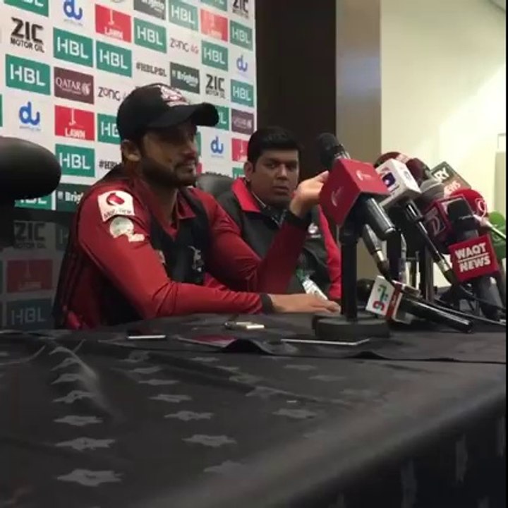 AZHAR ALI APNI HI TEAM PAR BARAS PARE - PSL