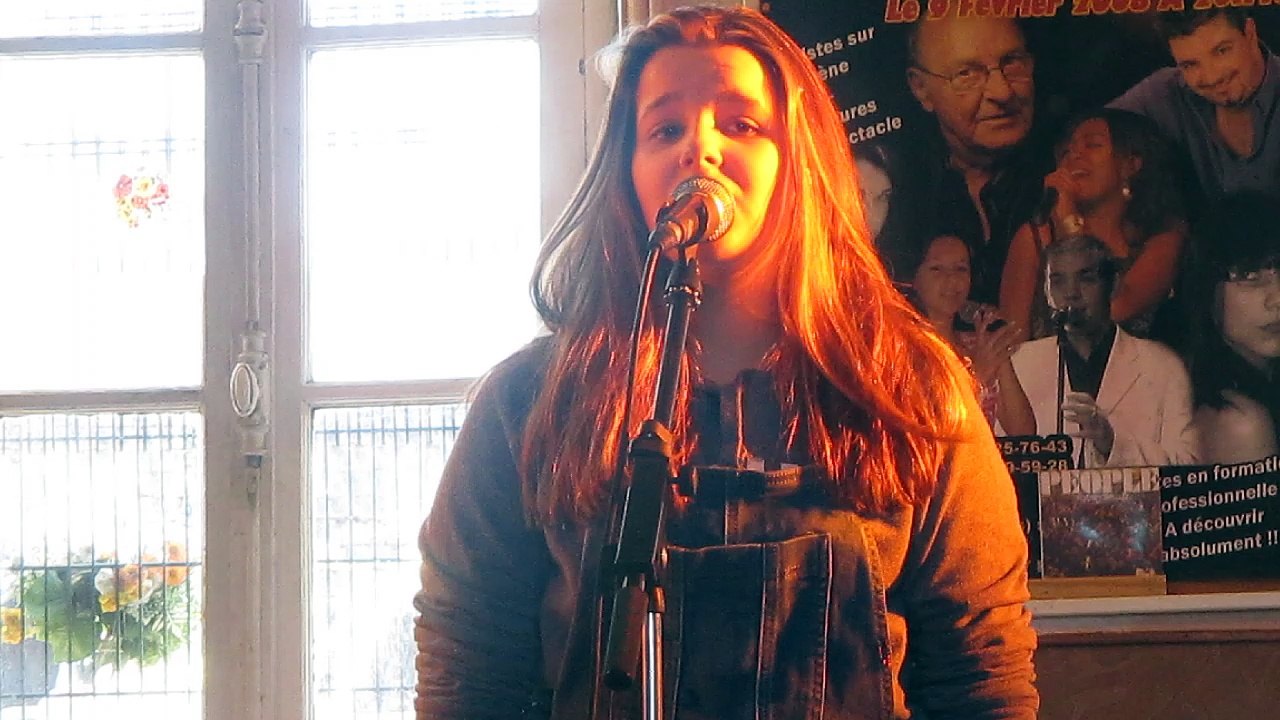 Incroyable Lola Reva cover "un extrait de  je suis malade"16 02 2016