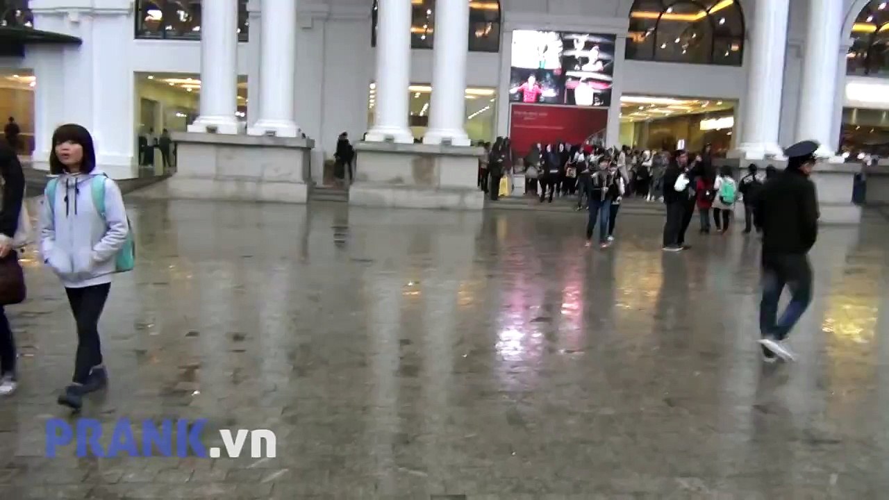 Cosplay Trolling 1 : Trolling Cosplayer at little