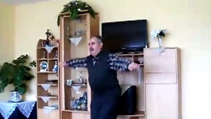 Sweet Brown Original Report and Autotune Remix.mp4