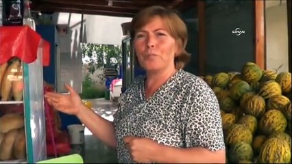 Manavdan hırsızlık anı kameraya yansıdı