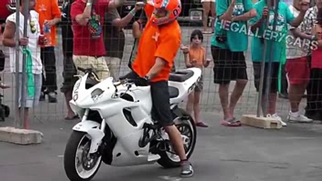 Bike Stunts Yamaha R6 & Honda CBR