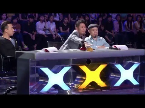 Vietnam's Got Talent 2016 - Nút vàng giám khảo Bằng Kiều và những tiết mục hài hước không đỡ nổi