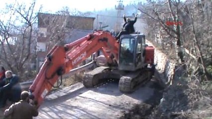 Yeşil Artvin Derneği Başkanı ve 3 Kişi Gözaltına Alındı