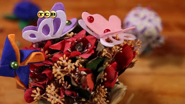 Заколка для волос из фетра. Мамам на заметку