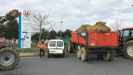 Blocage de la centrale régionale du Super u