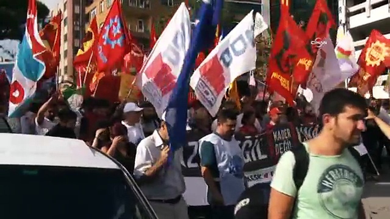Asansör kazasını protesto eden gruba müdahale