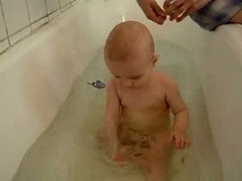 Mom bain de 9 mois!