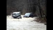 Nissan Navara Crossing the River Extreme 4x4 OFF Road in Siberia