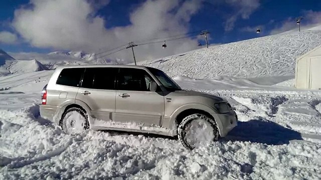 mitsubishi pajero 3 snow off-road
