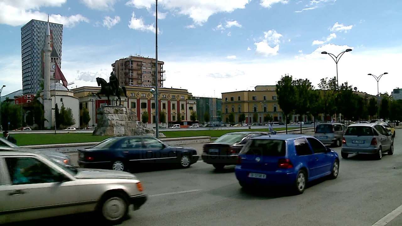 Bushati takon Mogherinin dhe Hahnin - Top Channel Albania - News - Lajme