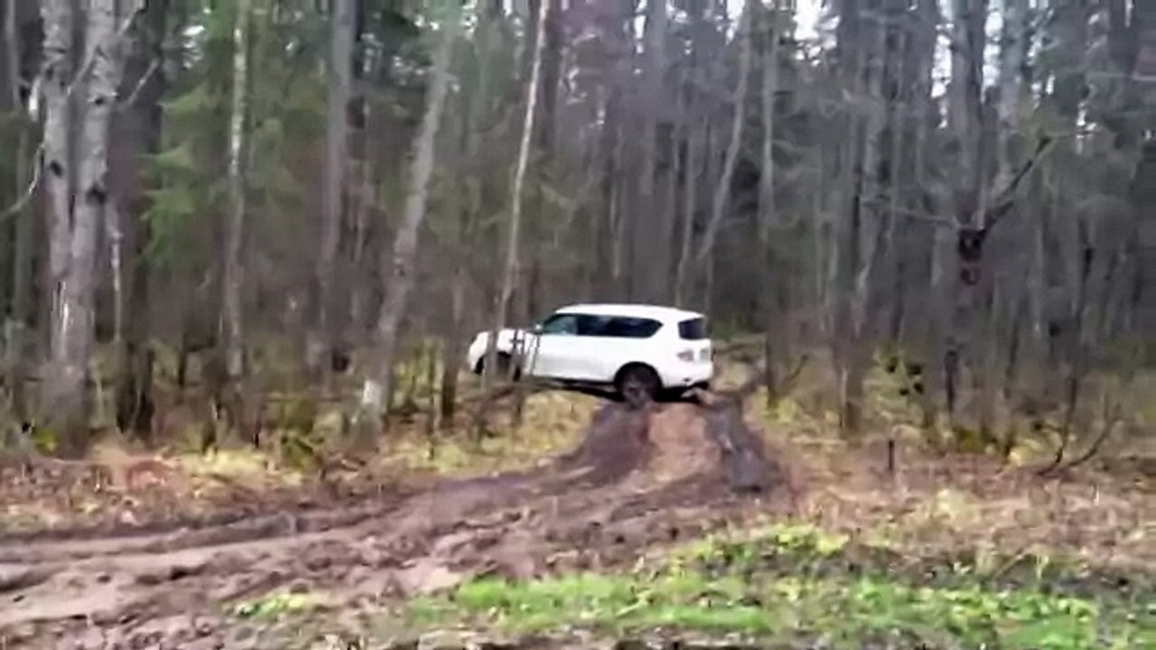 Nissan Patrol Y62 Off-road 4x4 Test Drive