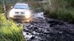 OFF Road 4x4 Drive Mitsubishi Pajero Sport mud bog water