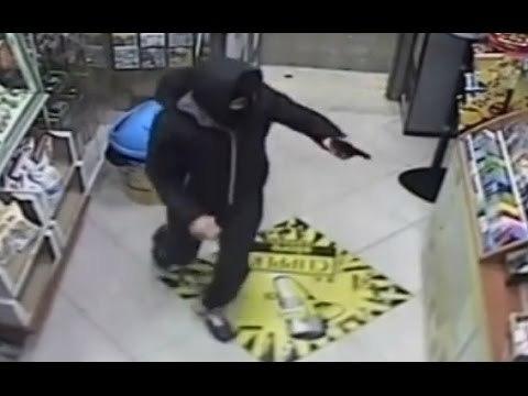 Trapani - Rapina in tabaccheria, arrestato dopo inseguimento (17.02.16)