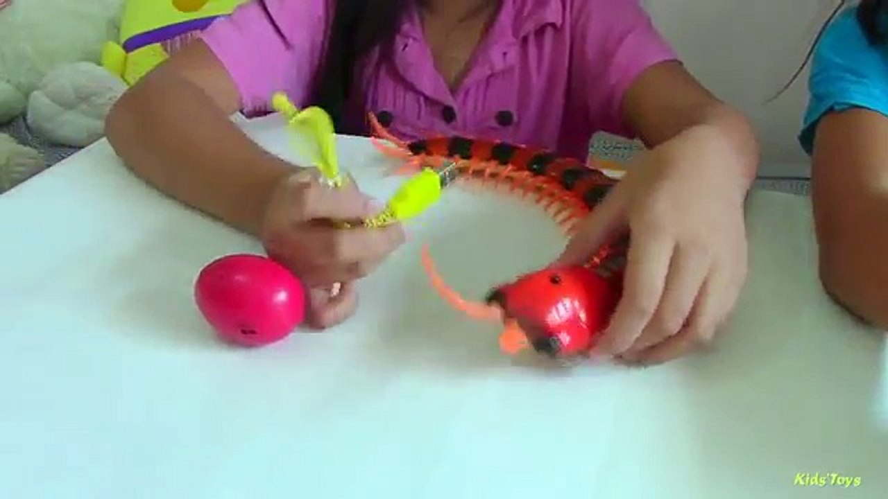 Innovation Scorpion and Giant Scolopendra Creepy Crawlers Toys