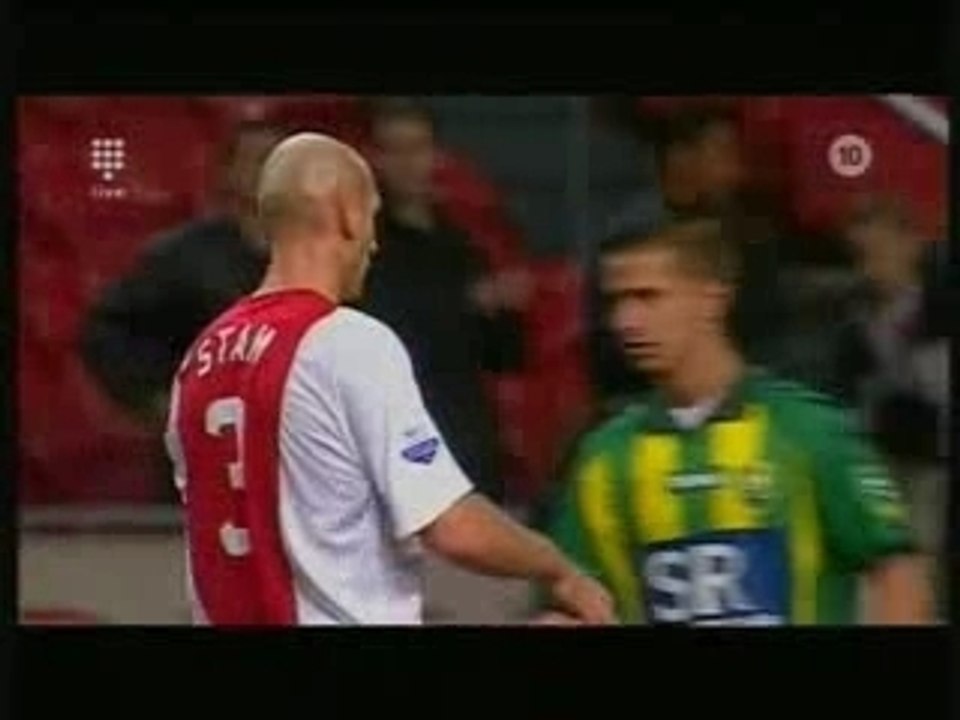 Stam qui tape un vent a un joueur