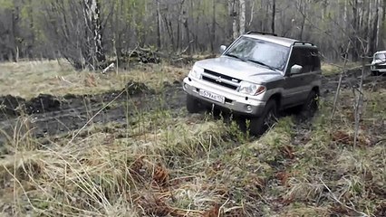Pajero Pinin off-road