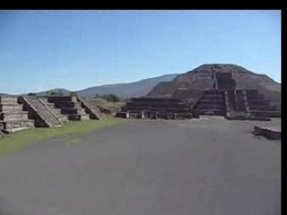 Panorama du site de Teotihuacan