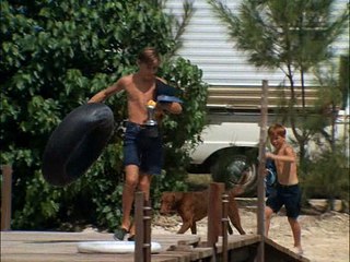 Flipper S01E03 SOS Dolphin