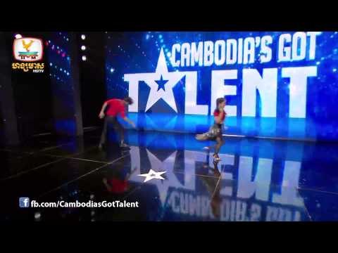 CGT - Judge Audition - Week 3 - PP 0632 ញ៊ិប ម៉ារី, Group វណ្ណៈ​ & ពិសី- 14 Dec 2014