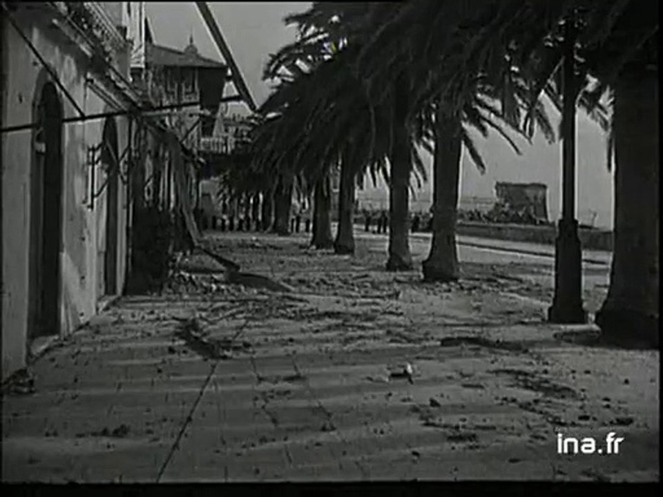 Monsieur Teitgen visite les forces françaises du front des Alpes