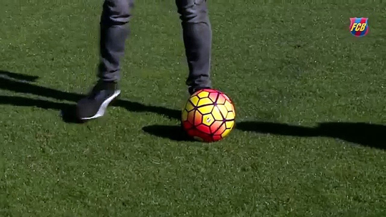 Messi No es muy difcil le responde a Eros El Mejor jugador de la Historia de la Humanidad Messi