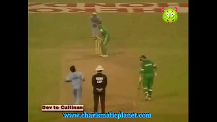 Kapil Dev LBW Daryl Cullinan with a Lovely Inswing delivery