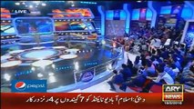 Waseem Badami & Umer Sharif dance on the defeat of Lahore Qalandars