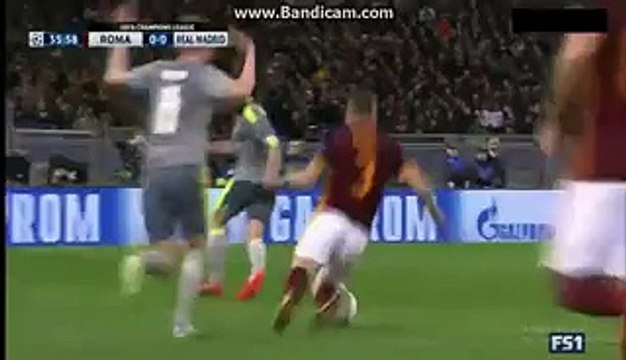 Toni Kroos Foul Roma 0-0 Real Madrid 17-02-2016