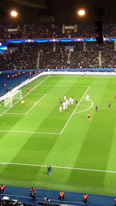 Le but de Zlatan Ibrahimovic vu des tribunes