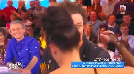 TPMP REPLAY - Le baiser de Kev Adams et Erika Moulet