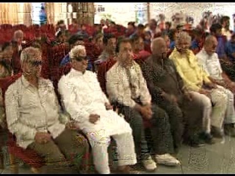 Gandhinagar Governor Kohli meets Blind Students