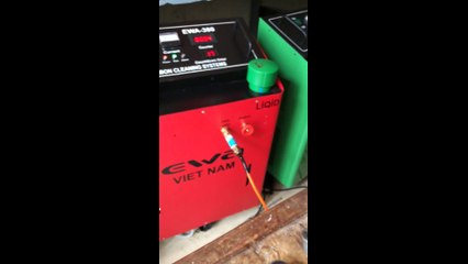 Máy vệ sinh buồng đốt EWA làm sạch piston như thế nào 0902142408