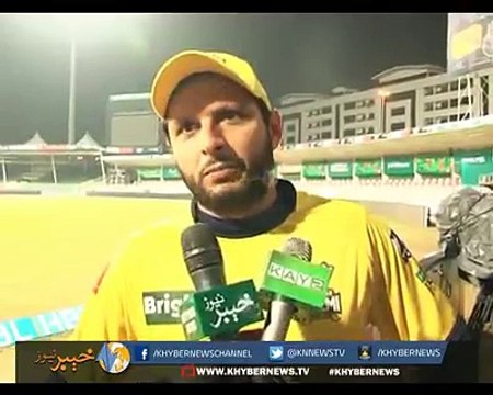 Shahid Afridi pa Pukhto zhaba ki da Khyber News (Najeeb Chagharzai) sara maraka...pa Sharjah Cricket Stadium k
