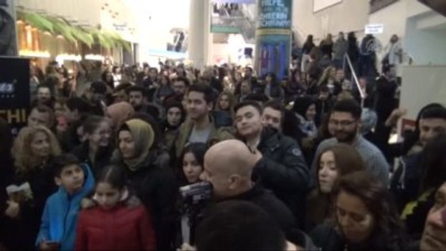 Osman Pazarlama Filminin Galası Yapıldı