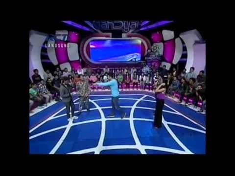 Bagus 'Angin' dan Minanur 'Pocong' Masuk Dahsyat (2) - INDONESIAN IDOL 2012