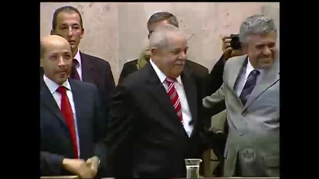 SP: Manifestantes contrários e a favor do ex-presidente Lula entram em confronto