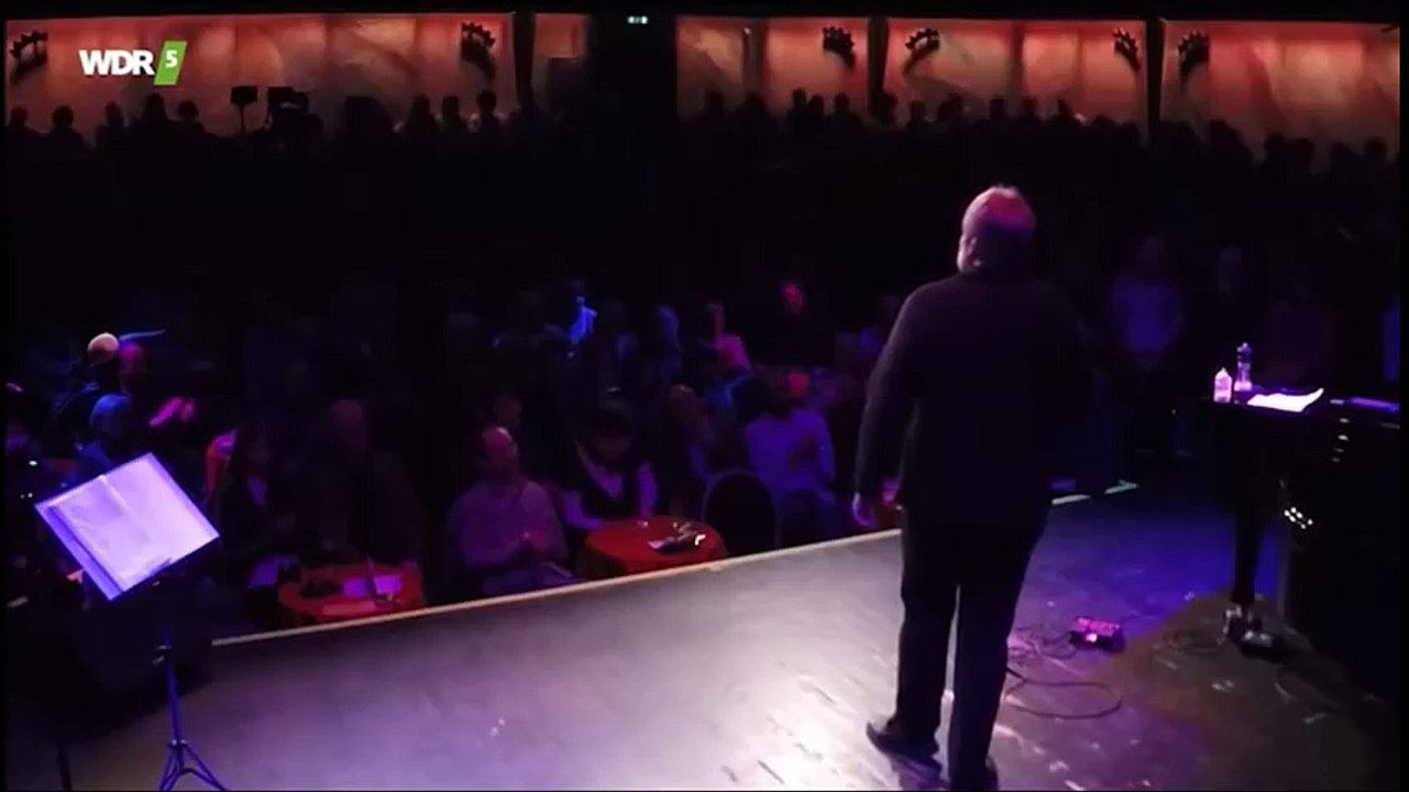 Volker Pispers: Die Demokratie verliert gegen den Kapitalismus | live 2015 Teil 3