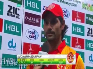 Aapko wahan se meri awaz arhi hai? Ramez raja taunts Irfan on his height