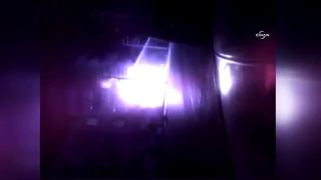 Parfümeri dükkanındaki patlama korkulu anlar yaşattı