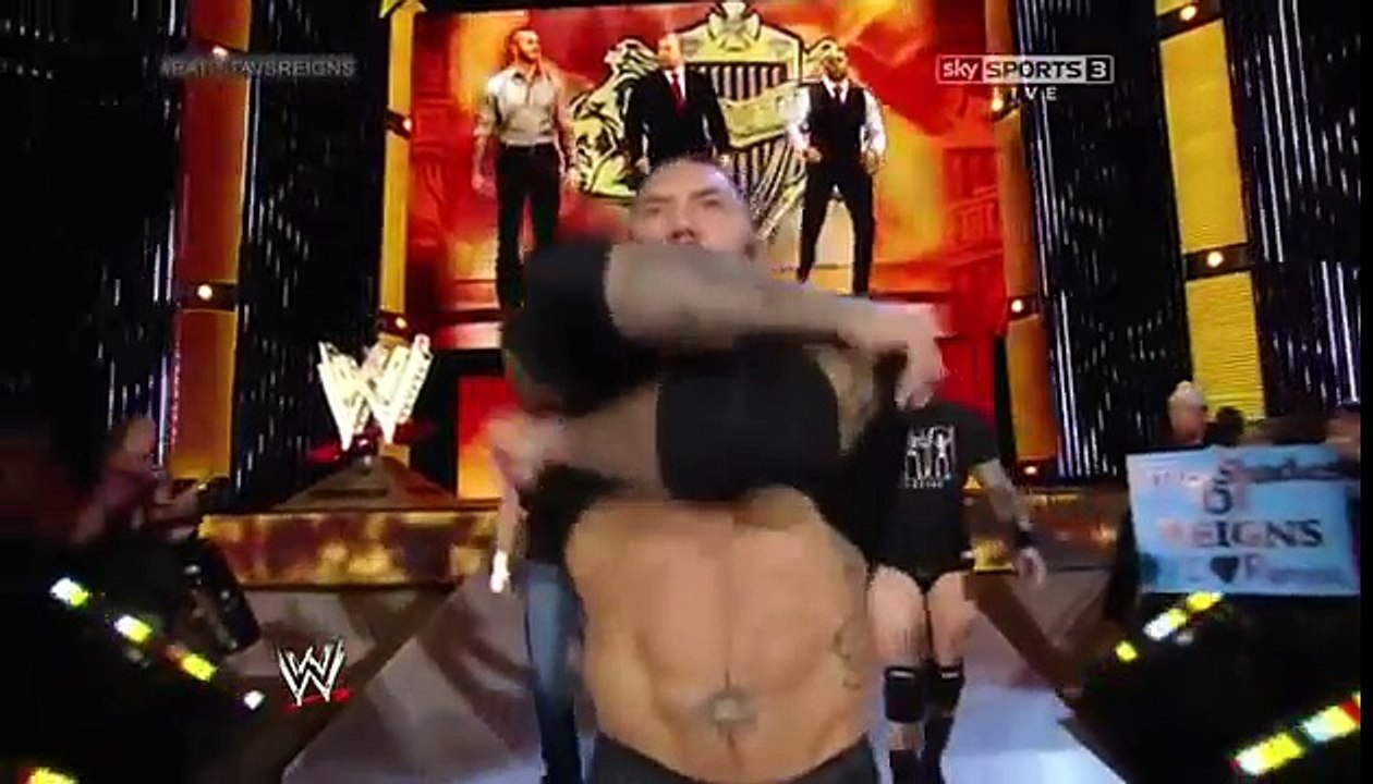 Roman Reigns vs Batista (The Shield Destroys Evolution and 9 other Superstars)